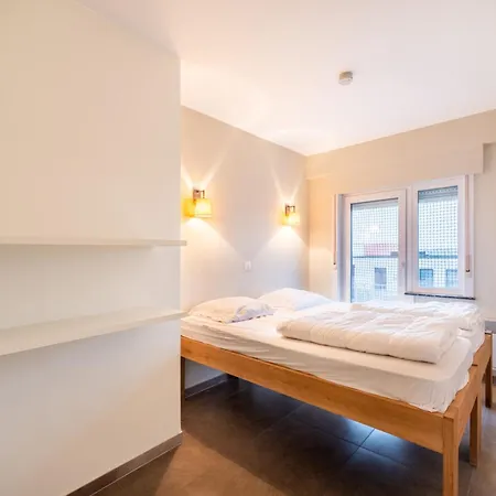 On Belgian Coast With Sea Views, Cleaning Included Oostduinkerke