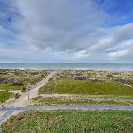 On Belgian Coast With Sea Views, Cleaning Included * Oostduinkerke